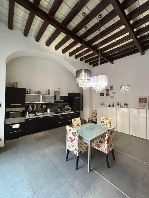 Loft Darsena - Corso Genova Milaan